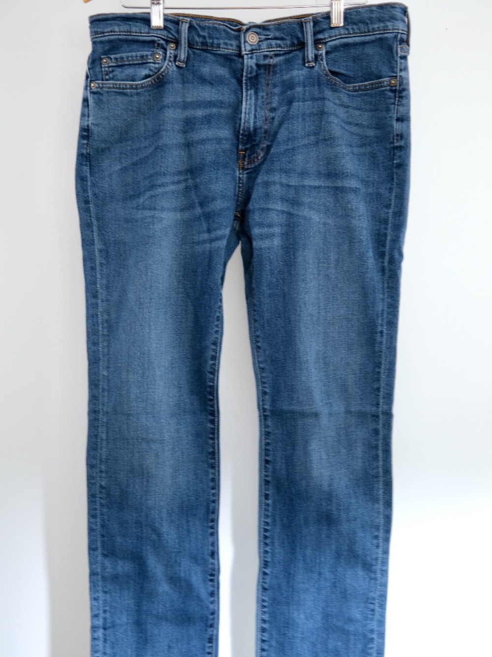 Abercrombie - Kennan Straight Stretch Jeans (34 x 32)